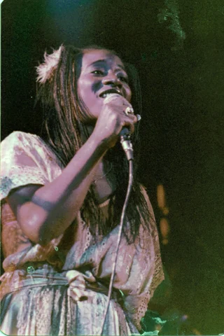 Monalisa Young photo archive: Performing
